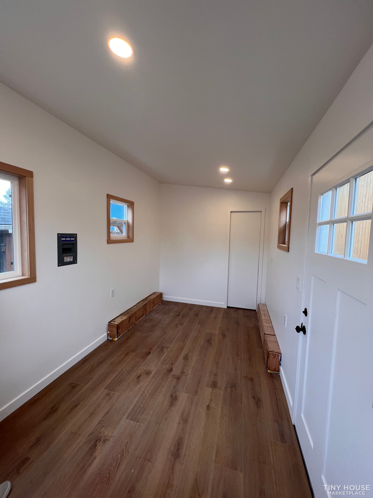 20 ft Tiny Home on Wheels  - Image 3 Thumbnail