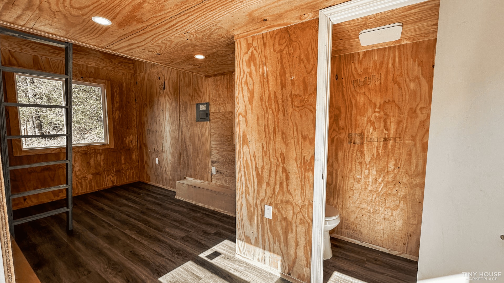 20’ NOAH Certified Element Tiny Home - Image 4 Thumbnail