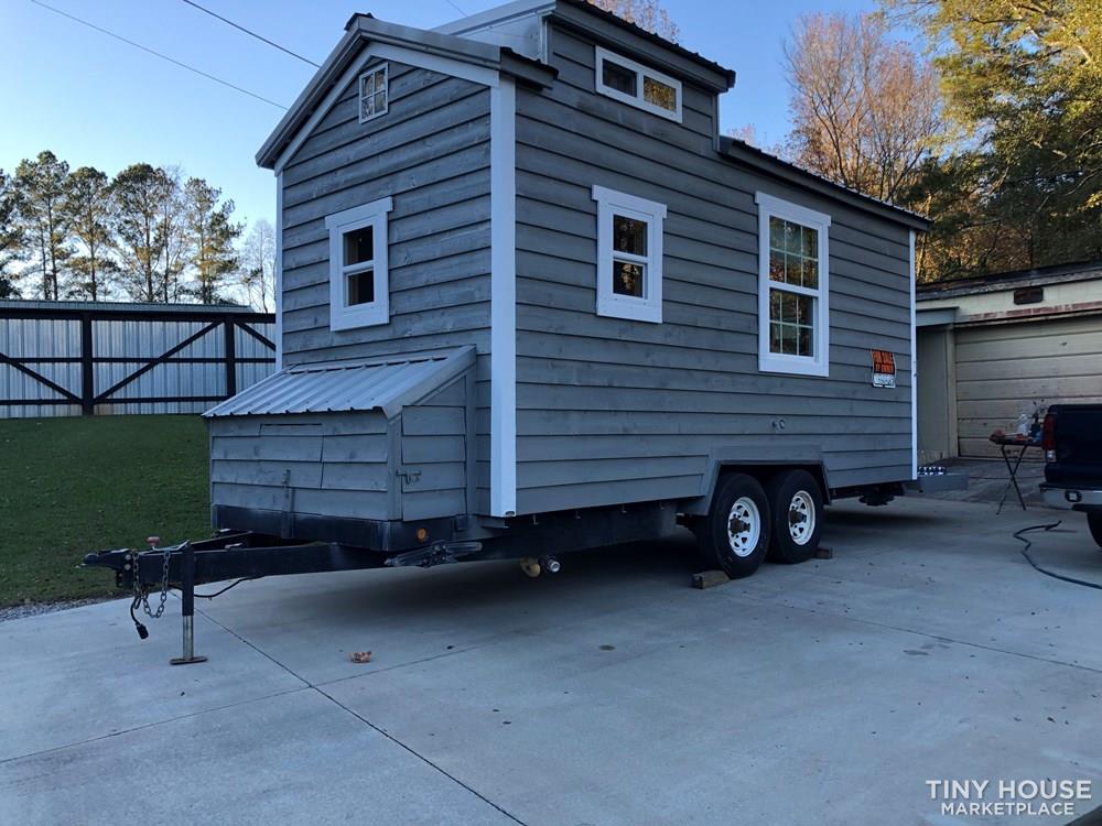 20' Tiny Home Lots of Storage - Image 2 Thumbnail