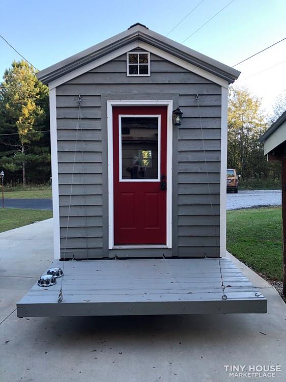 20' Tiny Home Lots of Storage - Image 3 Thumbnail