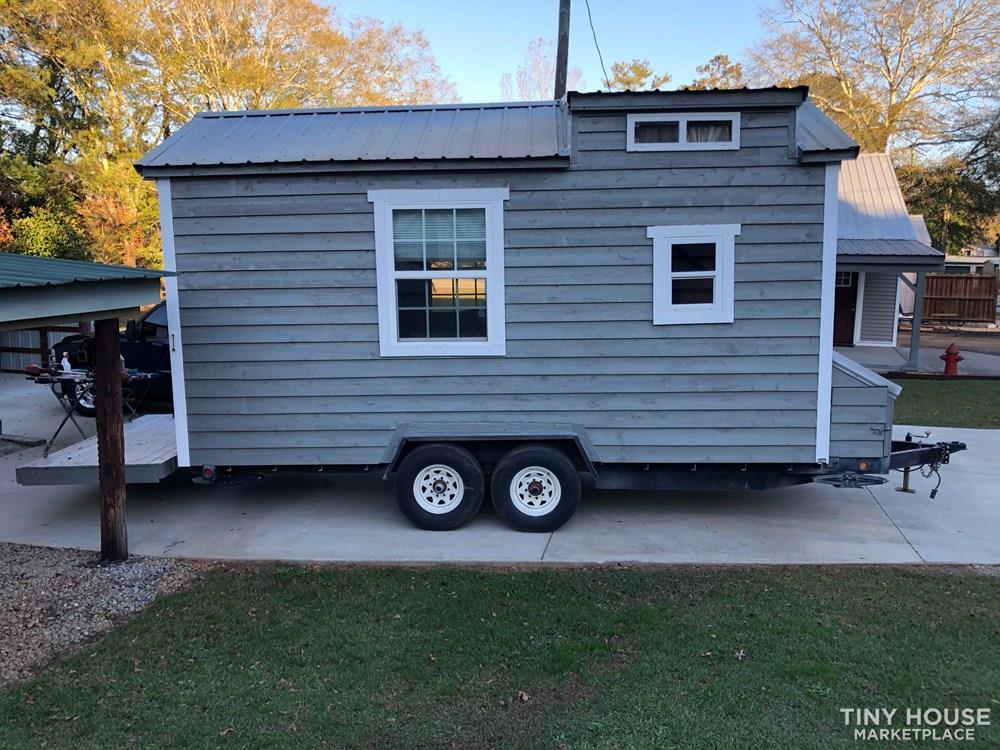 20' Tiny Home Lots of Storage - Image 4 Thumbnail