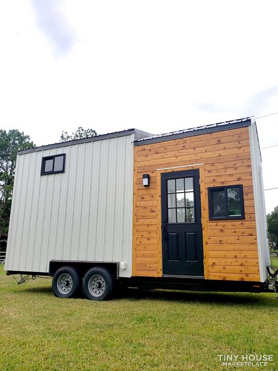 20' Tiny House on Wheels  - Image 1 Thumbnail