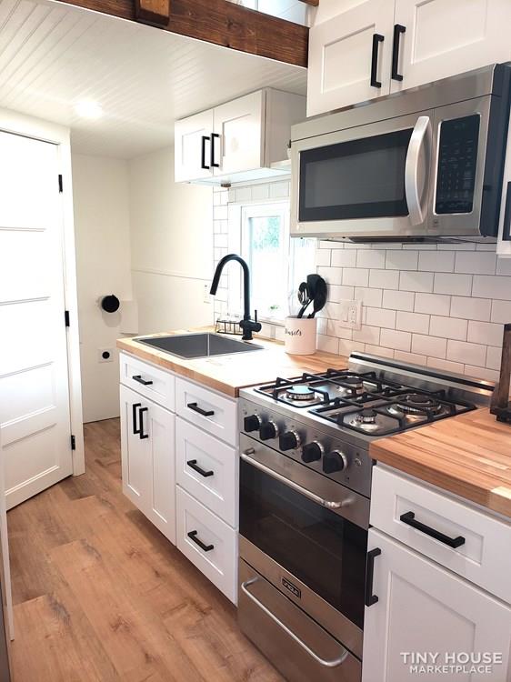 20' Tiny House on Wheels  - Image 3 Thumbnail