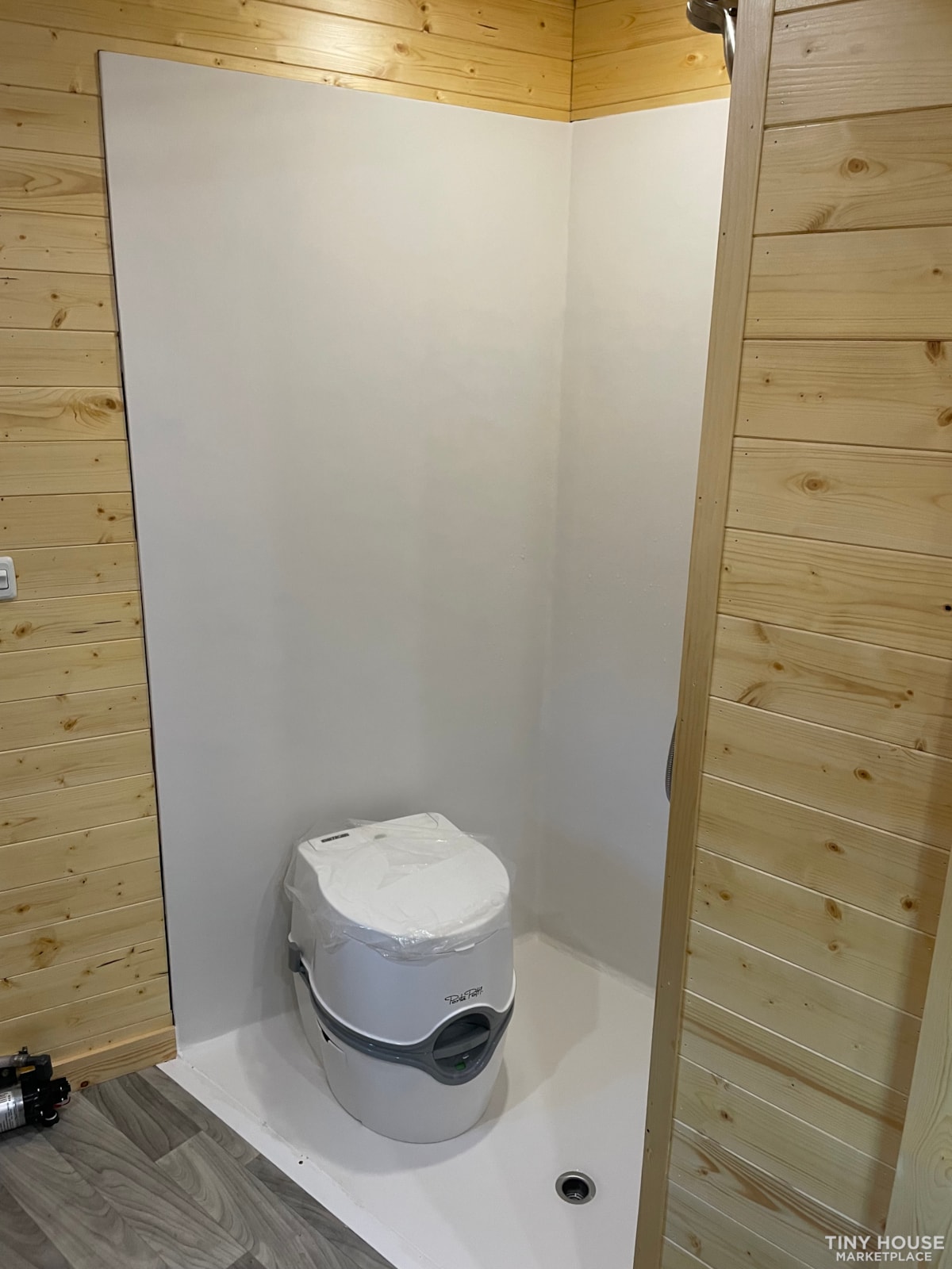 20’ Tiny Home- Wheelchair Accessible  - Image 2 Thumbnail