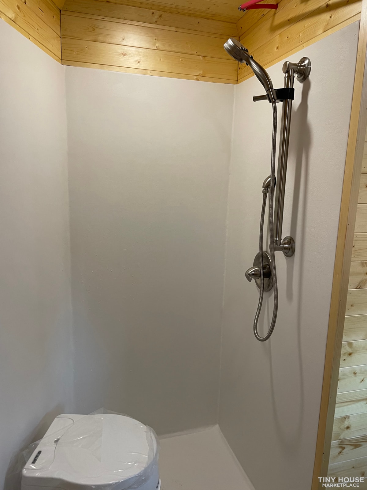 20’ Tiny Home- Wheelchair Accessible  - Image 3 Thumbnail