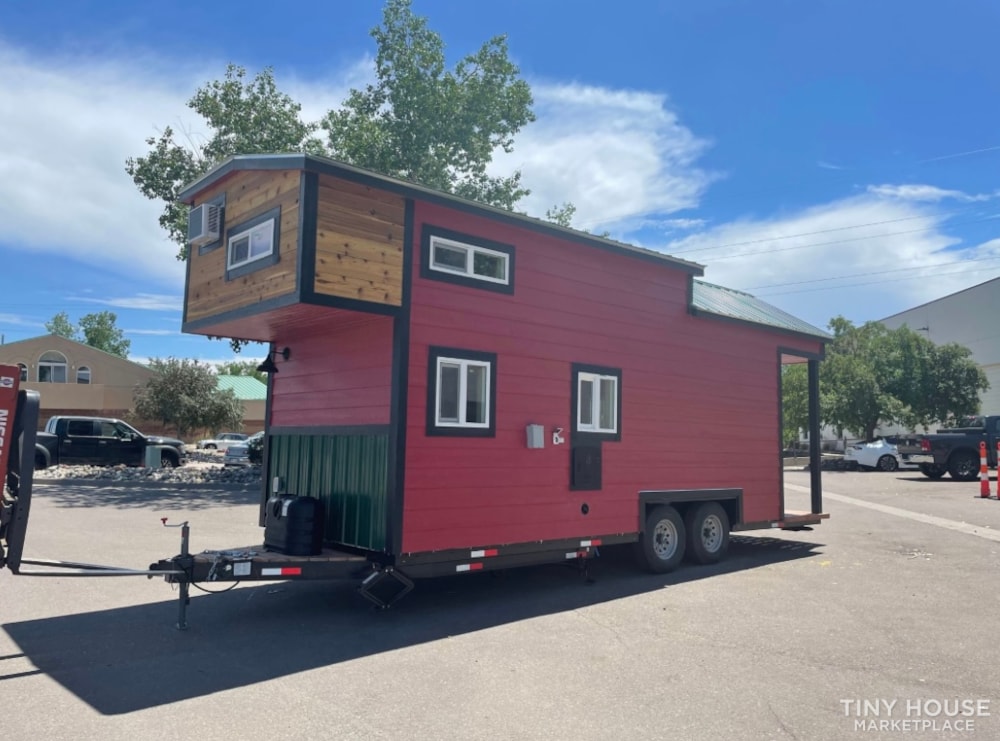 20’ tiny home with washer dryer combo - Image 3 Thumbnail