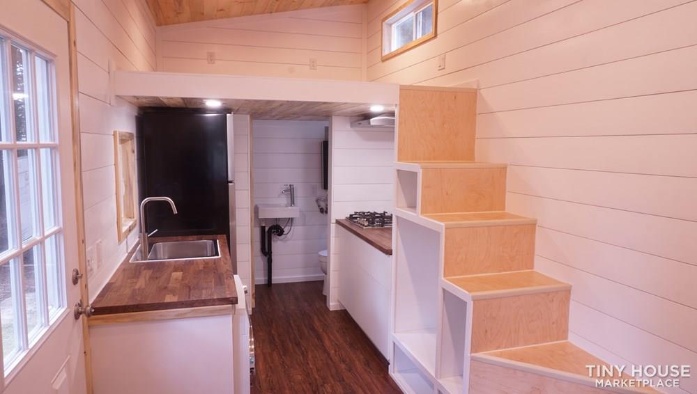 20' Tiny House - Brand New - Fully Loaded - Image 3 Thumbnail