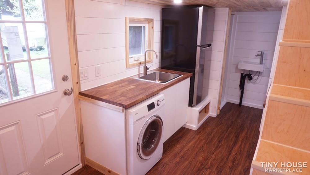 20' Tiny House - Brand New - Fully Loaded - Image 4 Thumbnail