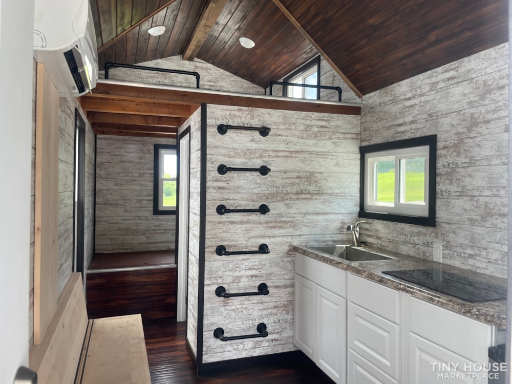 20' Tiny House on Wheels - Image 4 Thumbnail