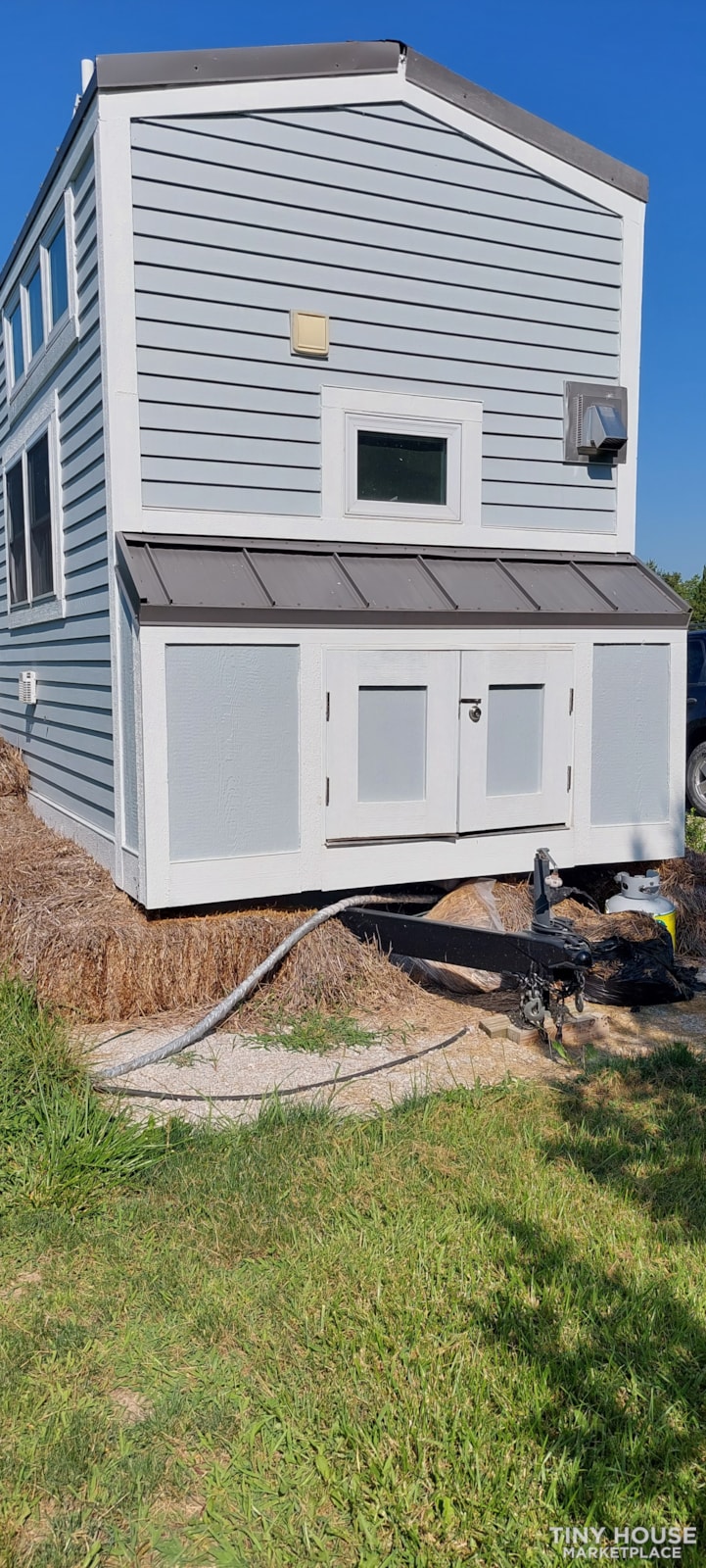 20' Tiny House on Wheels - furnished - Image 4 Thumbnail