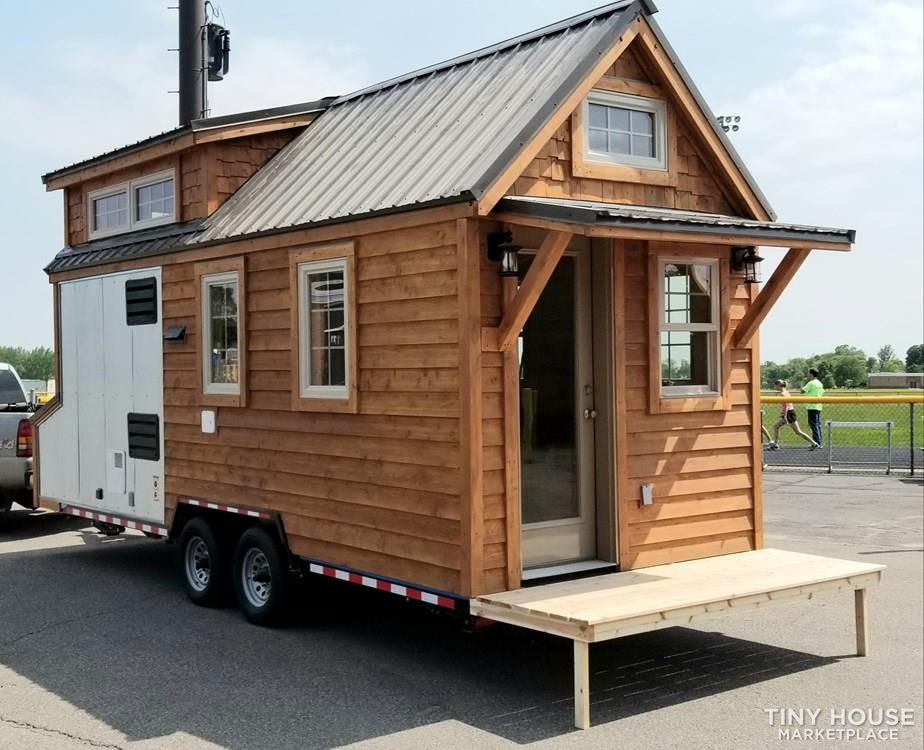 20' Tiny House with exterior storage compartments and fold down deck. - Image 2 Thumbnail