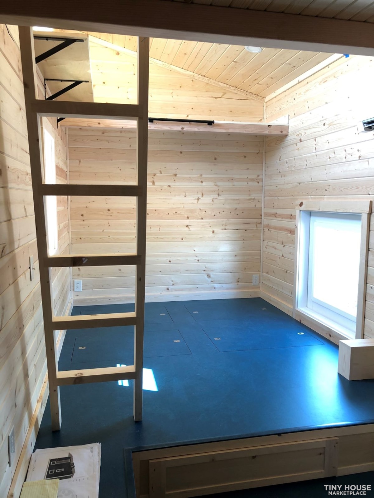 20' Tumbleweed Roanoke, RV Certified Tiny House on Wheels   - Image 4 Thumbnail