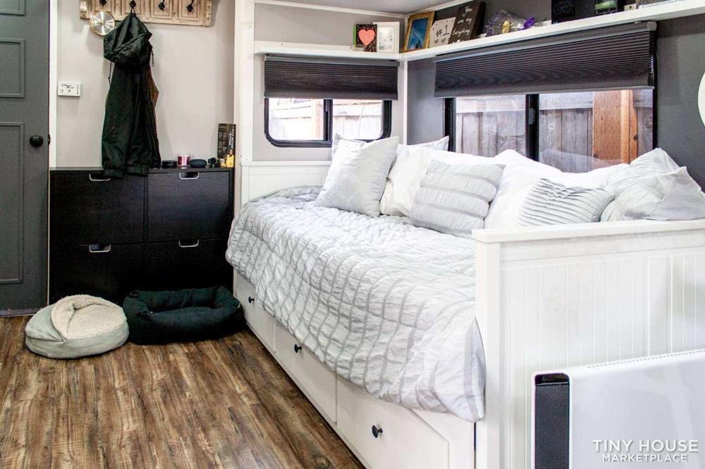 2004 Renovated 29 Foot Prowler Travel Trailer (Tiny Home Style) - Image 3 Thumbnail