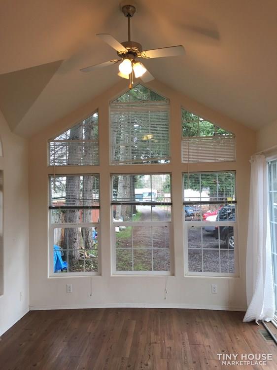 2009 Forest Brook Park Model Tiny home - Image 4 Thumbnail