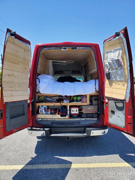 2012 Nissan NV2500 Camper Van - Image 4 Thumbnail
