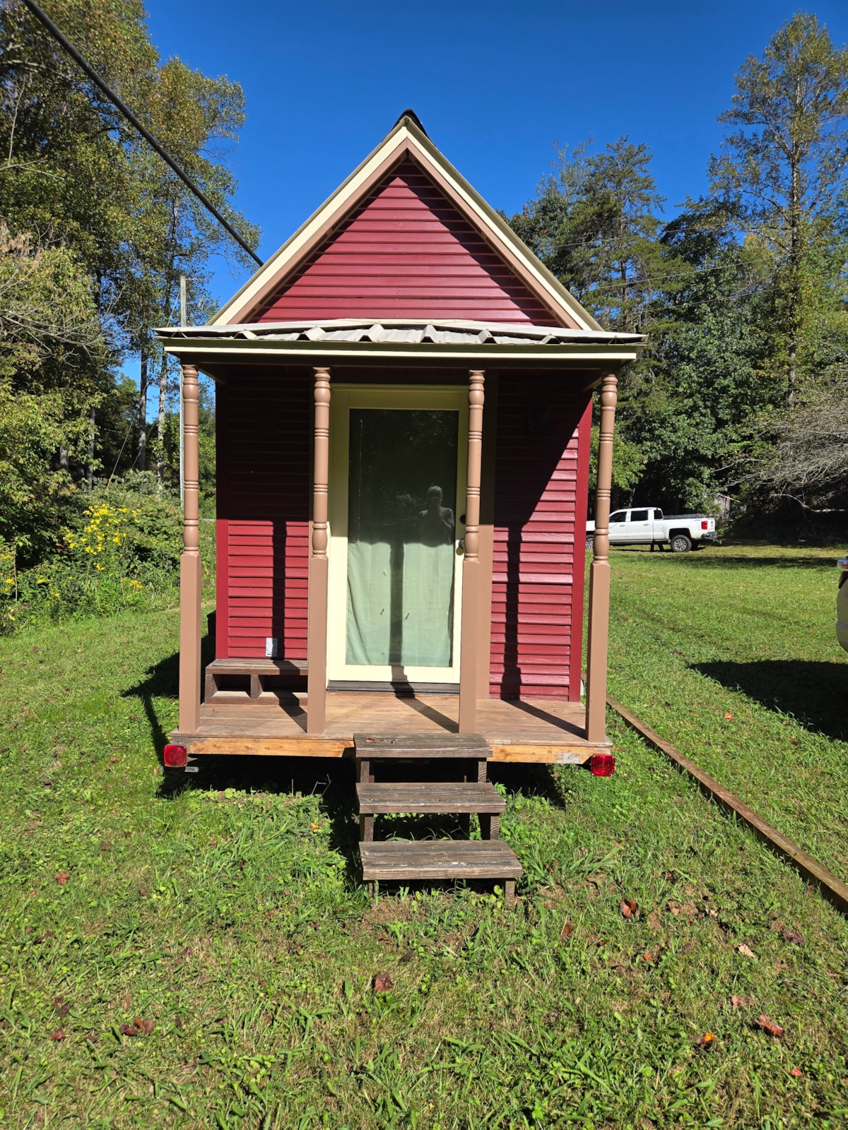 2014 Tumbleweed on Wheels, Vinton VA 400 Sq Feet - Image 2 Thumbnail