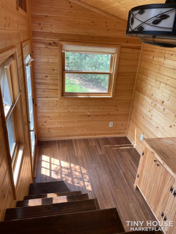 2015 built 8x20 Tiny Home - Image 4 Thumbnail