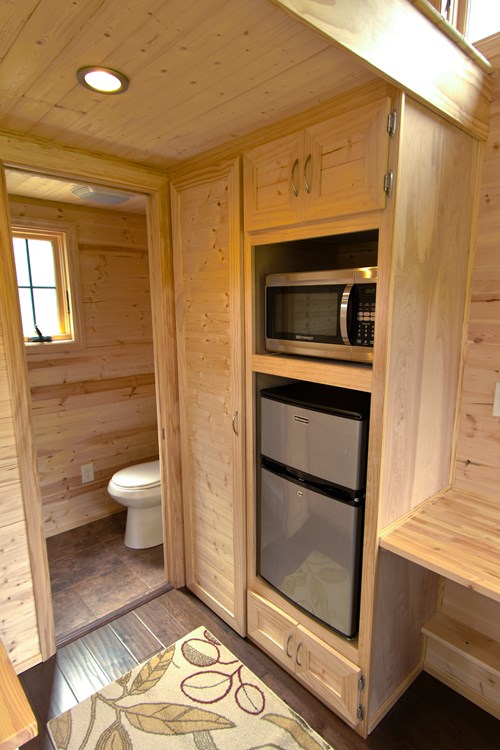 Tiny Living 12 Tiny House - Image 4 Thumbnail