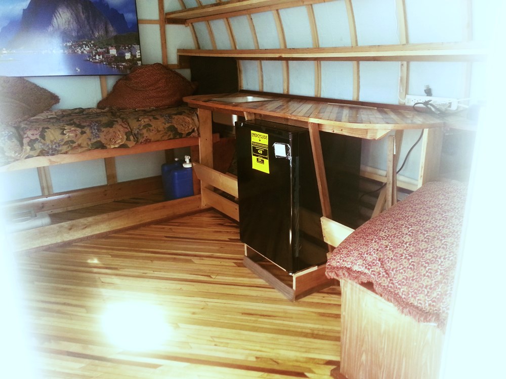 Unique small home for sale. - Image 4 Thumbnail