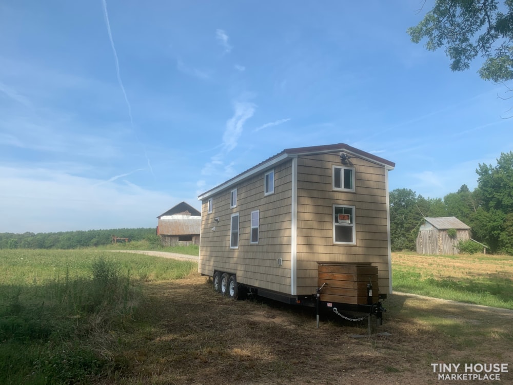 2016 Custom 28’ Tiny House