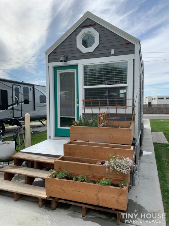 2016 custom build from TinyIdahomes