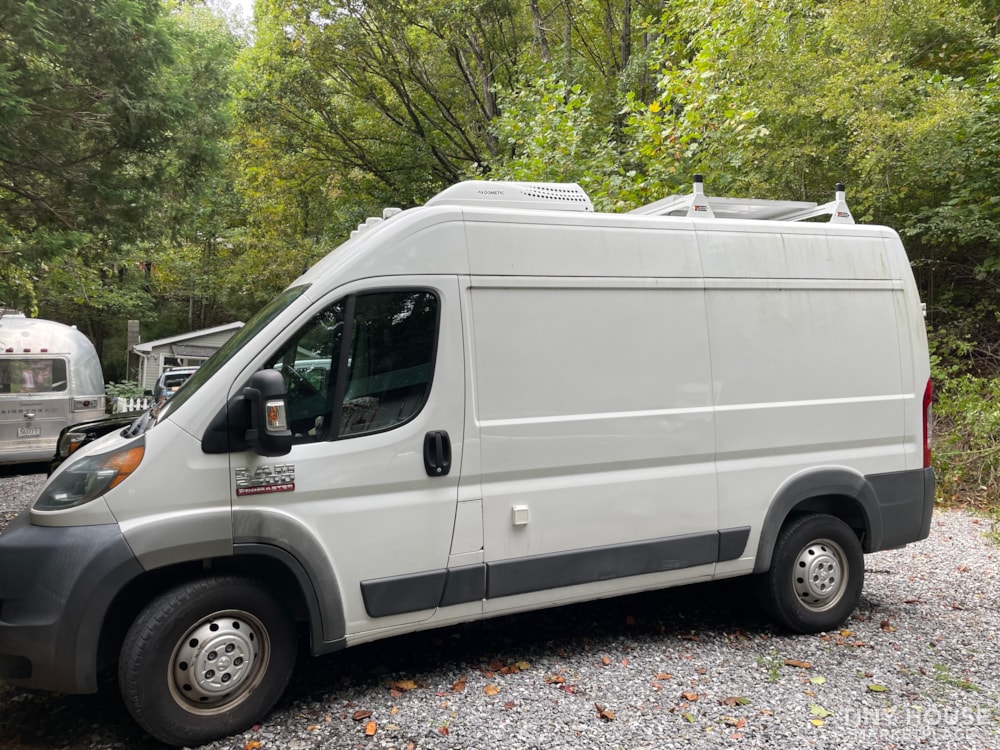2016 Dodge Ram 2500 promaster hi top  - Image 2 Thumbnail