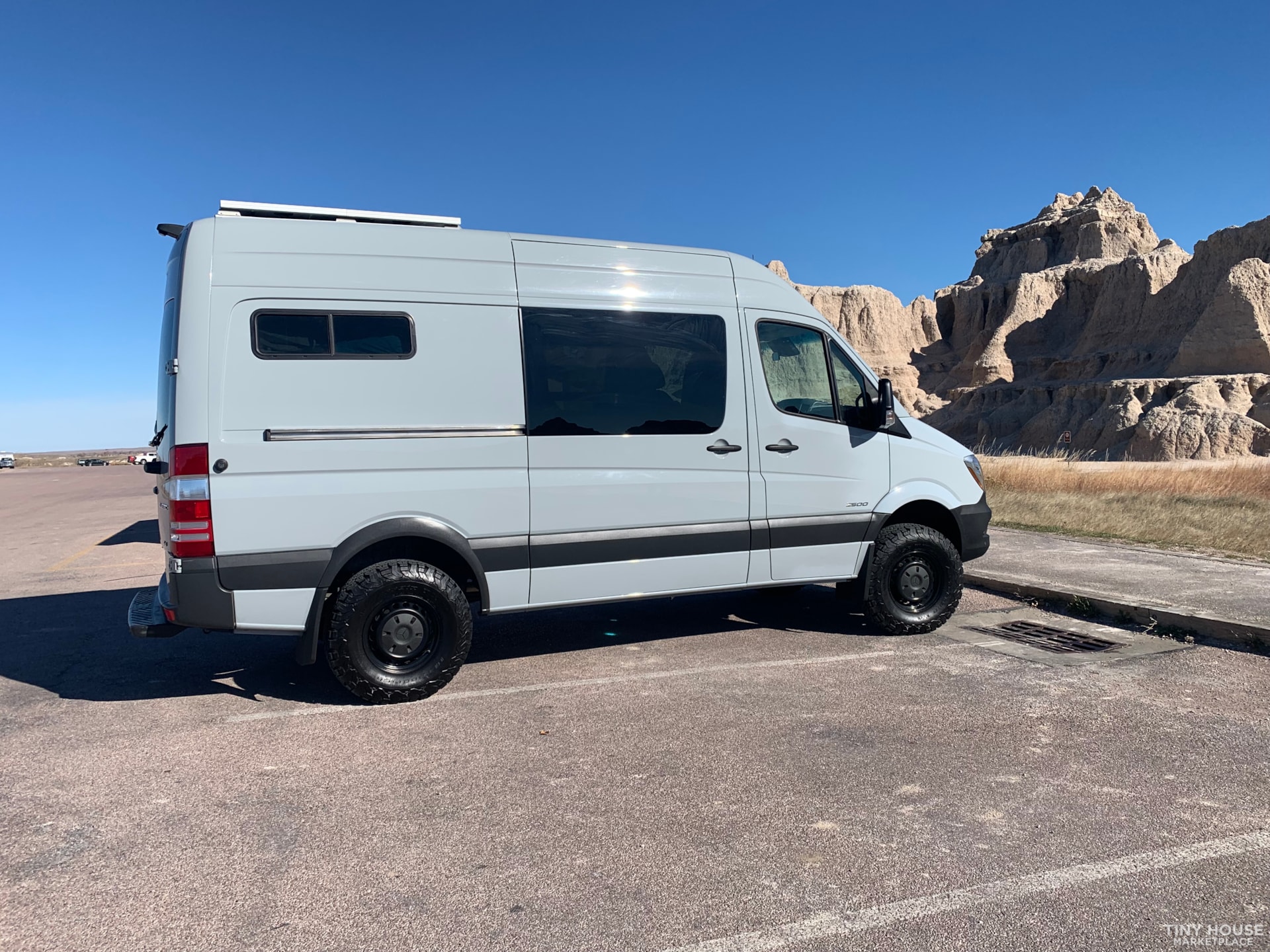 2016 Mercedes Sprinter 2500 4x4 144” high roof - Image 2 Thumbnail