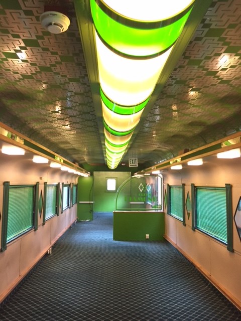 Burlington Northern Dining Train Car - Image 2 Thumbnail
