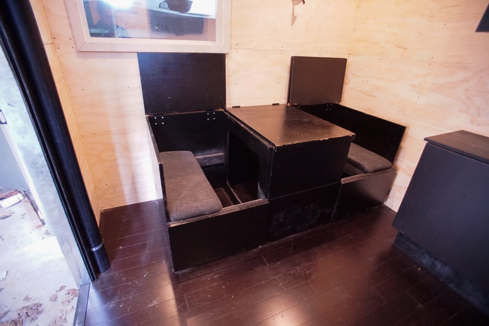 Tiny Room | Private Hideaway - Image 3 Thumbnail
