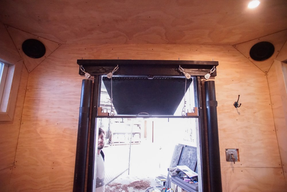 Tiny Room | Private Hideaway - Image 4 Thumbnail