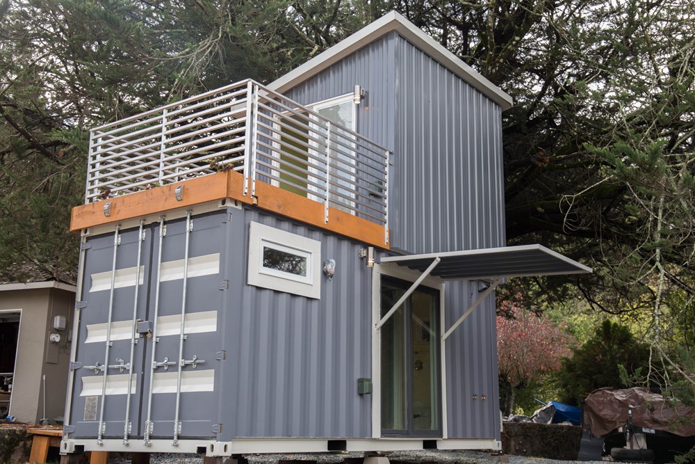 BOXED HAUS - Shipping Container House Hybrid