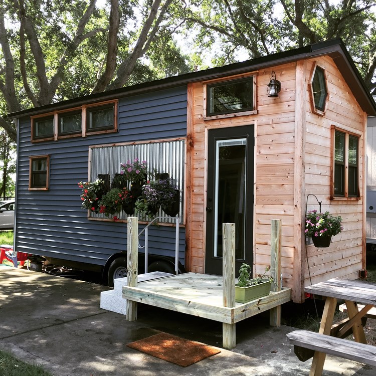 HGTV Tiny House for sale - Image 2 Thumbnail