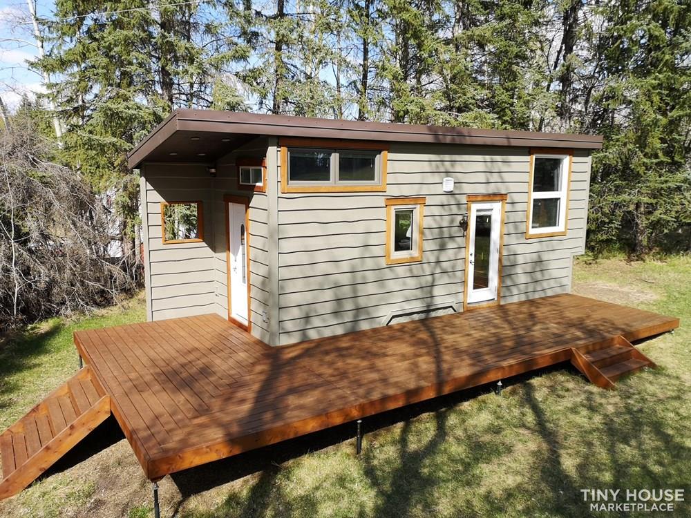 2017 Custom Designed 24ft Tiny House on Wheels - Canadian Winter Ready.  - Image 1 Thumbnail