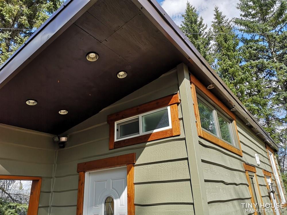 2017 Custom Designed 24ft Tiny House on Wheels - Canadian Winter Ready.  - Image 2 Thumbnail