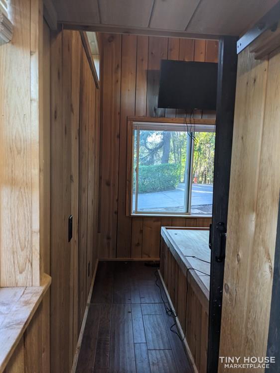 2017 KJE Rustic 3 Bedroom Tiny Home - Image 3 Thumbnail