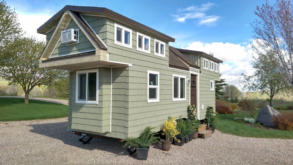 Custom 300 sq. ft. (incl. lofts) Craftsman on Wheels Featured on Tiny House Nation - Image 3 Thumbnail