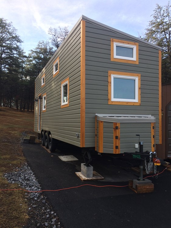 Custom 28' Tiny Home - Image 2 Thumbnail