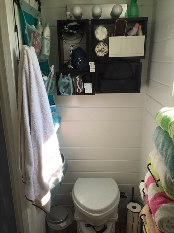 160 sqft Tiny House on Wheels - Image 3 Thumbnail