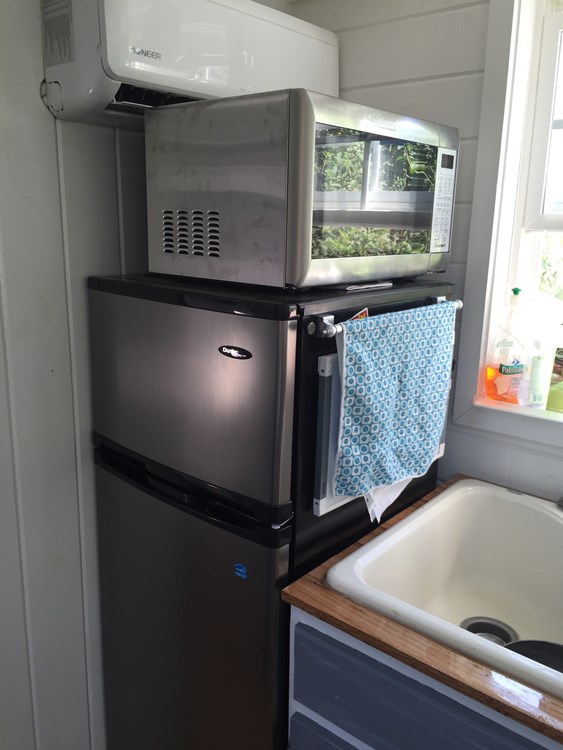160 sqft Tiny House on Wheels - Image 4 Thumbnail