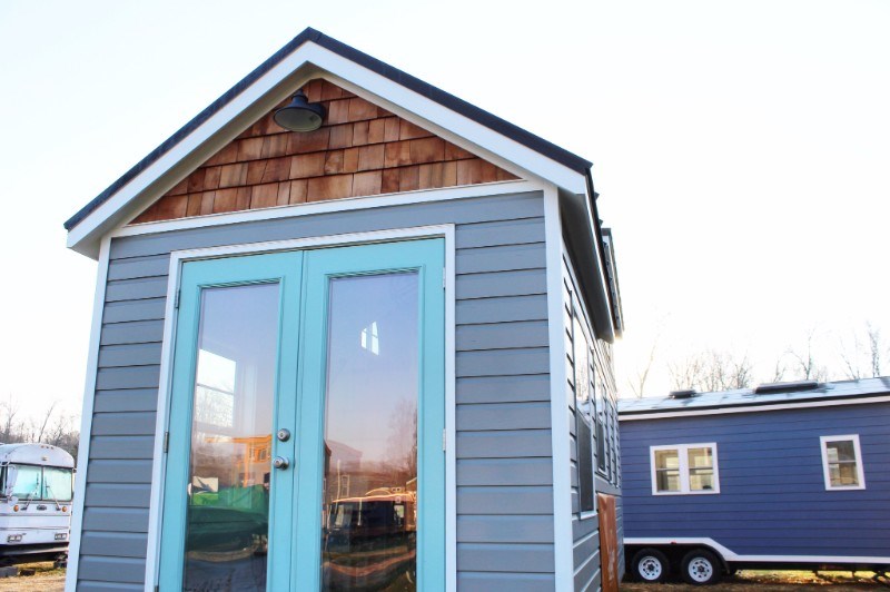 Luxury 24' Tiny House on Wheels - Image 3 Thumbnail
