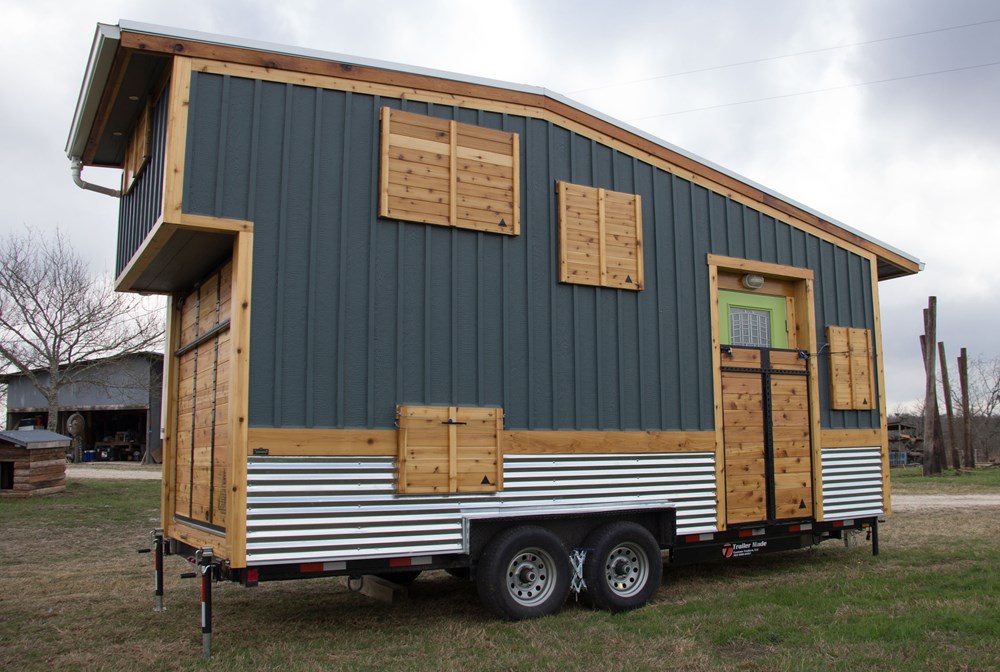 NEW 20' THOW with 2 Decks - Image 2 Thumbnail
