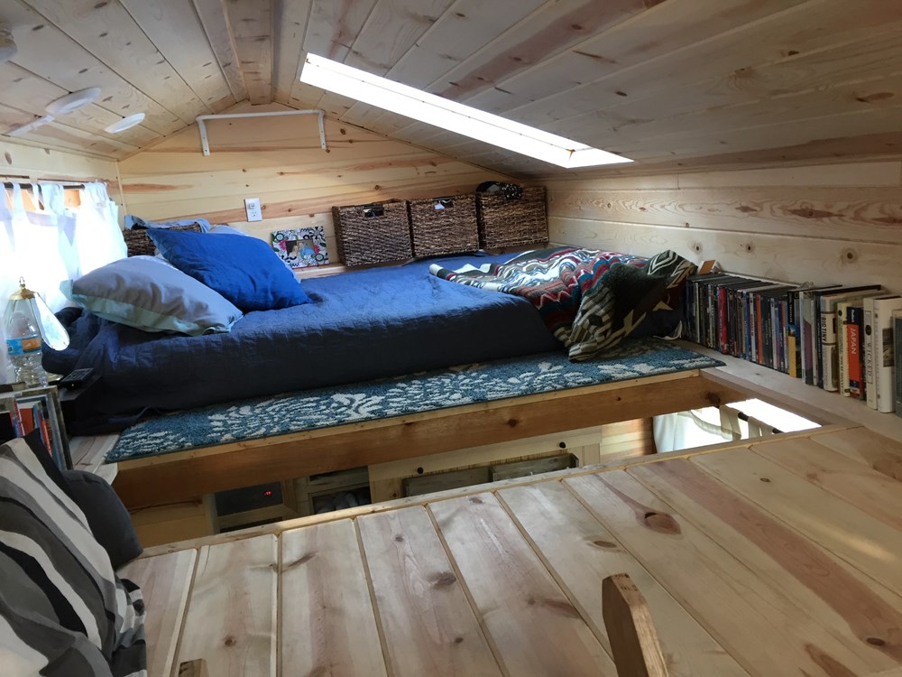 Utterly Charming Tiny House AS SEEN ON HGTV for SALE!!! - Image 4 Thumbnail