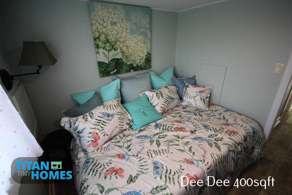 Titan Tiny Homes- Dee Dee Tiny House For Sale - Image 4 Thumbnail