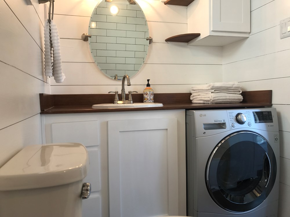 Tiny House For 24 Modern Rustic Farmhouse Home 24 Modern Rustic Farmhouse Tiny Home 12
