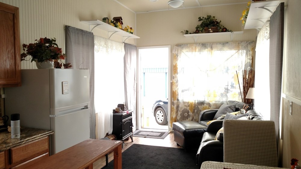 Large Tiny Home - Image 2 Thumbnail