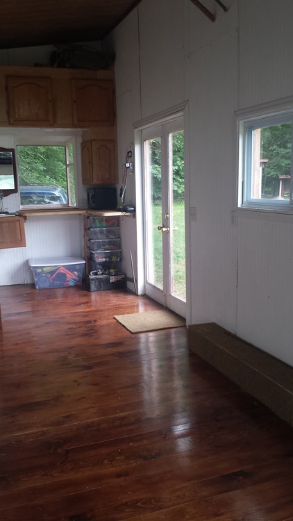 Cedar House on Wheels - Image 3 Thumbnail