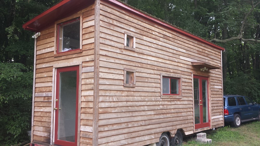Cedar House on Wheels - Image 2 Thumbnail