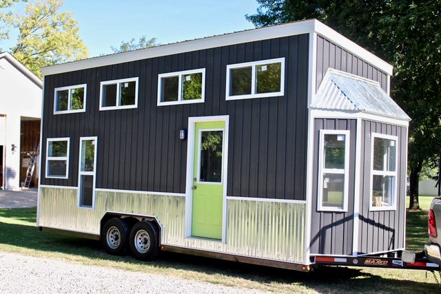 26' Getaway Shack - Image 1 Thumbnail
