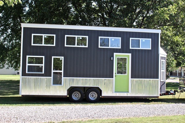 26' Getaway Shack - Image 2 Thumbnail