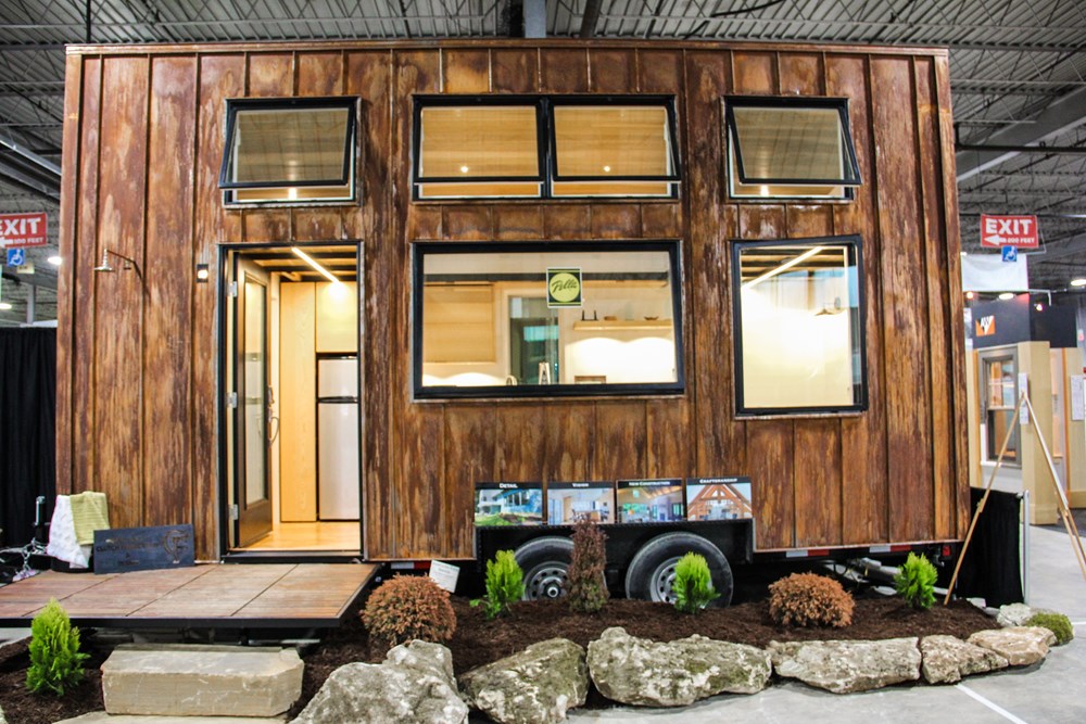 Tiny Home with High-End Design and Carpentry - Image 1 Thumbnail